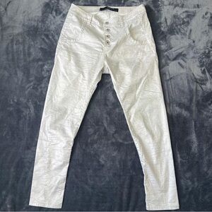 Bevy Flog  High-Rise Stretch Women's Pants – White Snake Metallic - Size 30